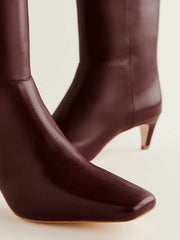Remy Knee Boot