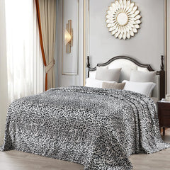 Lightweight Printed Safari Animal Flannel Fleece Blanket