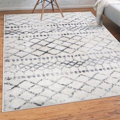 Daku Collection Moroccan Distressed Area Rug