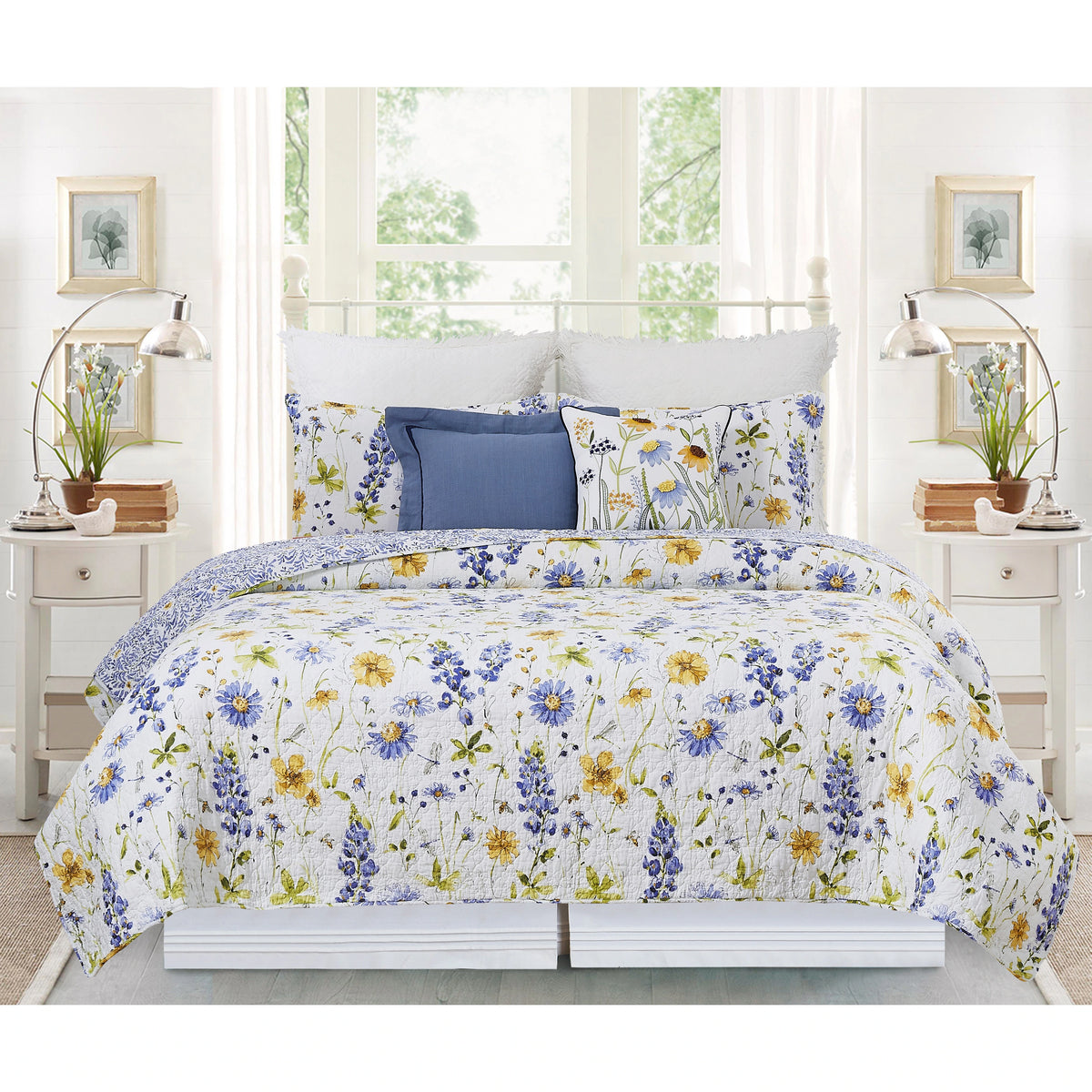 Lovely Blues Floral Cotton Quilt Bedding Set